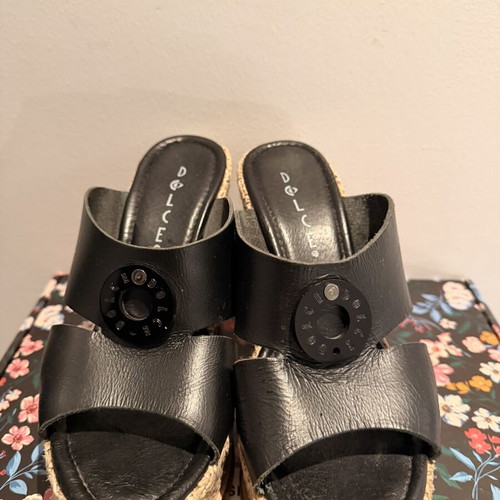 Dolce leather platform sandals used, size 41, black