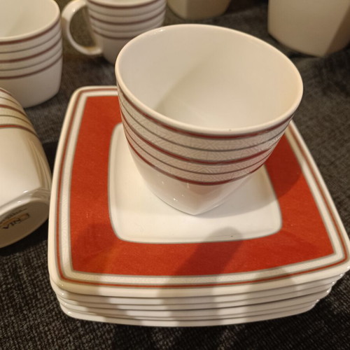 Ionia porcelain tea set new, 5 cups with saucers