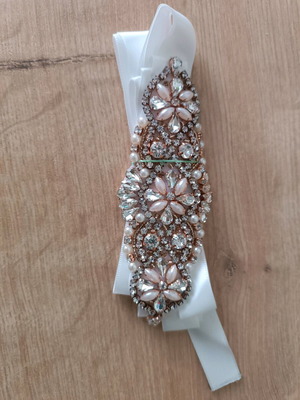 Νυφική ζώνη και αξεσουάρ μαλλιών καινούργια, λευκή με στρας