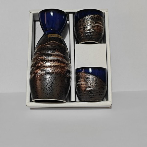 Sake & Tea Set authentic Japanese ceramic, unused