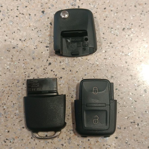 Skoda key like new, Octavia shell with two buttons