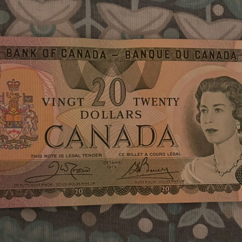 Canadian 20 Dollar Banknote 1979 with Queen Elizabeth II like new