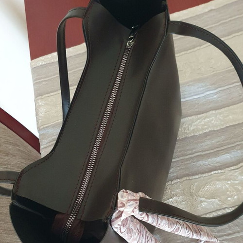 Black shoulder bag like new with soft leather and fabric scarf