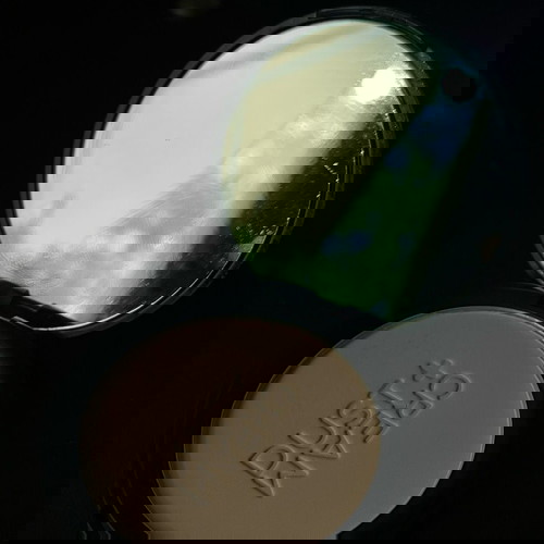Dust and cream powder.