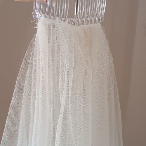 Wedding veil with hair comb, length 1.35 m, simple elegant