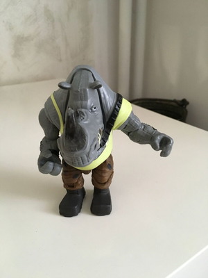 Rocksteady Teenage Mutant Ninja Turtles Figure TMNT 2023 Playmates 4 Inch like new
