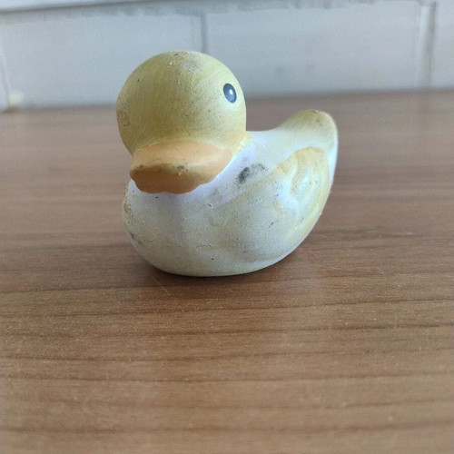 Ceramic duck figurine like new