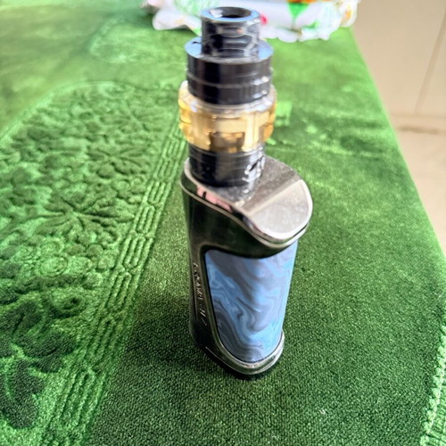 Electric cigarette like new