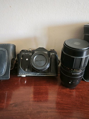 Zenith ET camera used with 200 telephoto lens