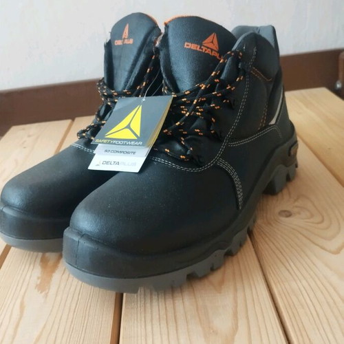 Delta Plus S3 work shoes new size 46 black orange