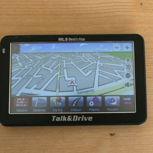 MLS Talk and Drive navigation device used, 6-inch screen