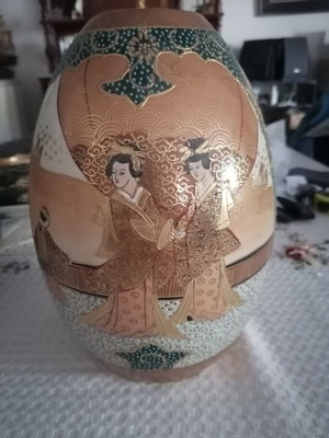Satsuma China handmade vase height 28 new