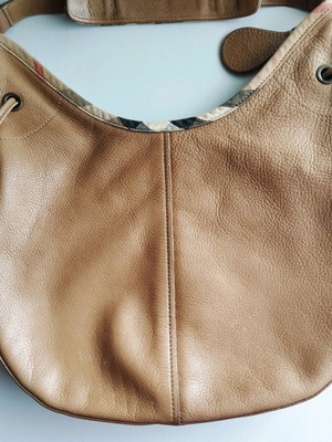 Δερμάτινη τσάντα ώμου Burberry καφέ μεταχειρισμένη