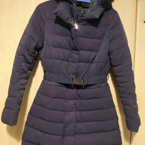 Women's waterproof jacket used blue small with hood and fur trim