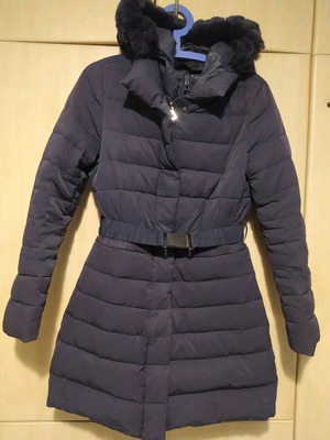 Women's waterproof jacket used blue small with hood and fur trim
