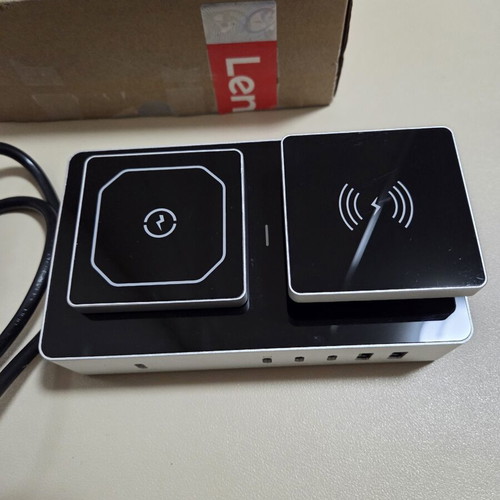 Multiport desktop charger MST-0302C with fast and wireless charging