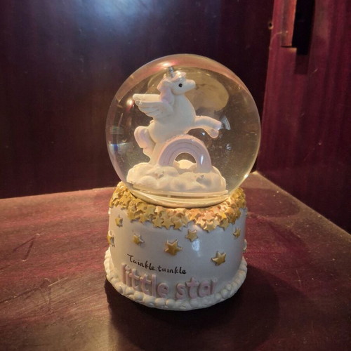 Decorative wind-up snow globes like new with unicorn and flamingo 16 cm