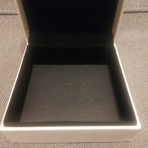 Pandora jewelry box like new