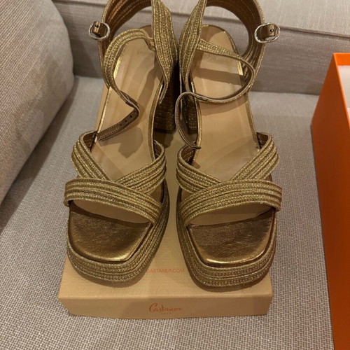Castaner sandals like new, gold color, size 40