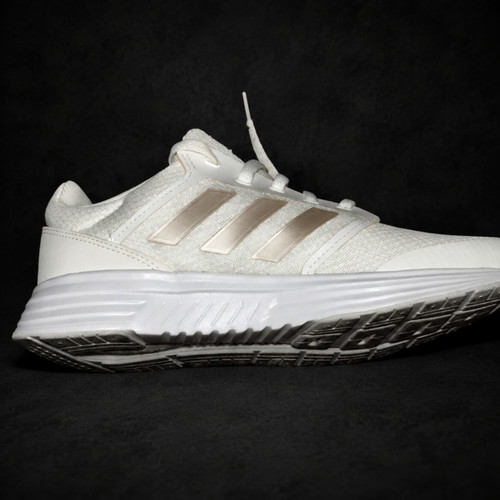 Adidas Galaxy 5 white athletic shoes like new