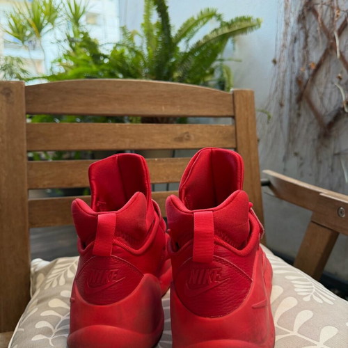 Nike Kwazi Action red athletic shoes like new size 43