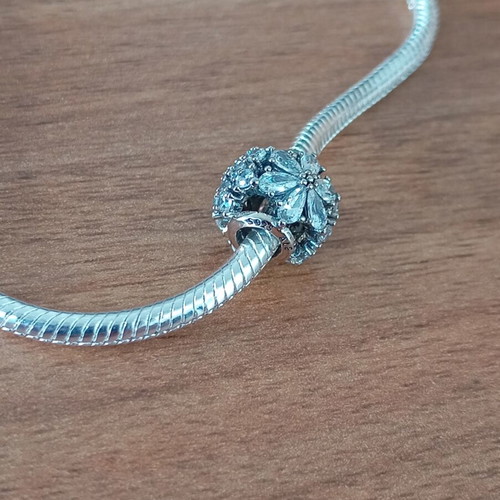 Pandora Snowflake Charm like new, original silver