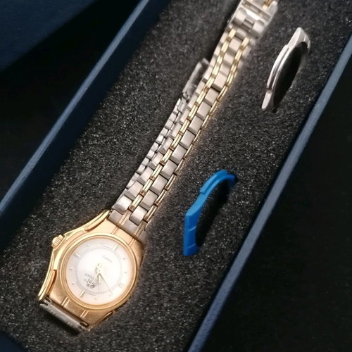 Women's quartz watch new with interchangeable color parts