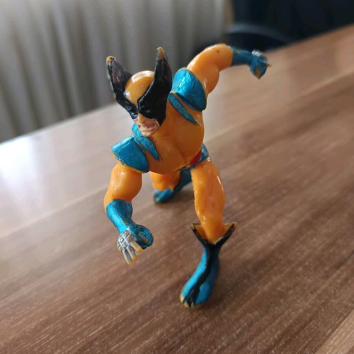 Wolverine Marvel figure used, 10cm height with Marvel stamp