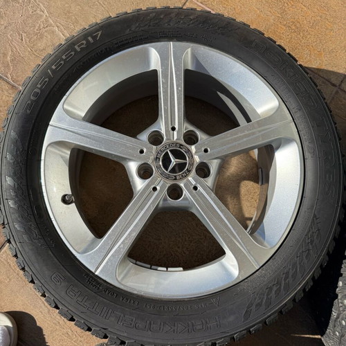 Mercedes 4 Tires 205/55R17 like new