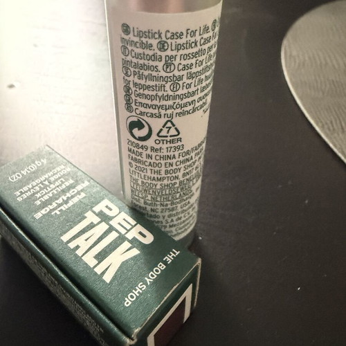 The Body Shop Pep Talk Refillable Lipstick Refill and Case new