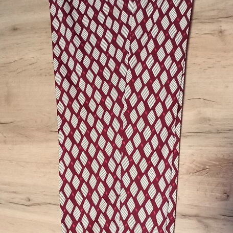 Zara pants with geometric pattern new, burgundy and white