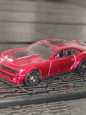 Chevy Camaro 1/64 Mattel Hotwheels used with marks