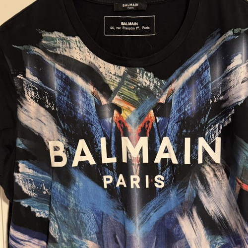 Balmain Printed Logo T-shirt like new, size L, black multicolor
