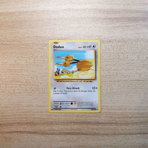 Doduo Pokémon Card Evolutions 2016 Near Mint