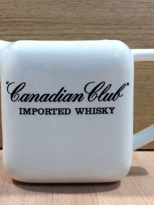 Canadian Club Whisky παλιά κεραμική κανάτα σαν καινούργιο