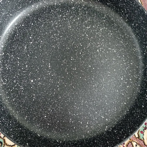 Vicko frying pan 28cm like new