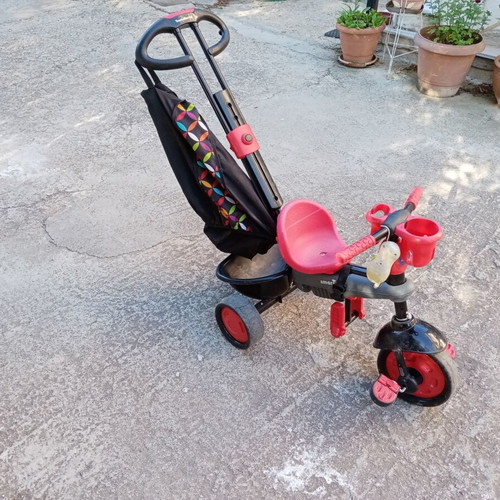 SmarTrike tricycle bike used, red with parent handle