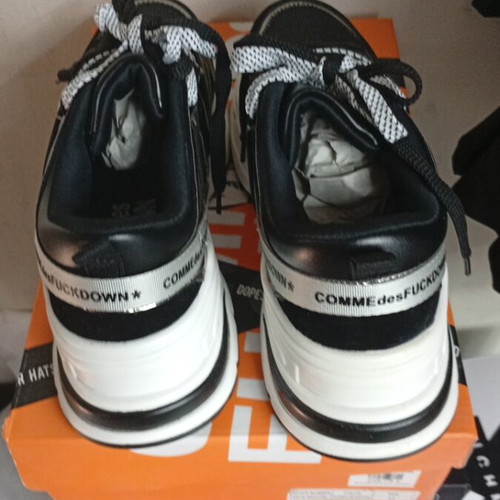 COME des FUCKDOWN* sneakers new, black and silver, size 42