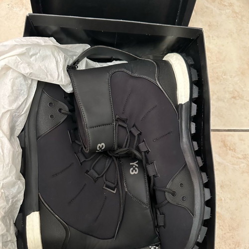 Adidas Y-3 athletic shoes new, size 47, black