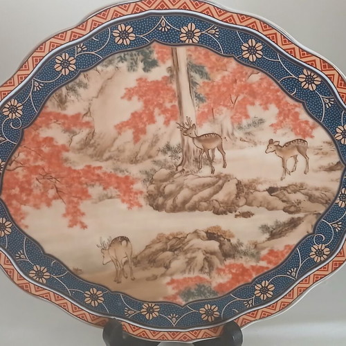 Decorative plate from Japan with stand, 26x22 cm