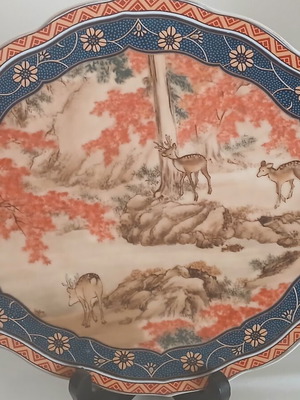 Decorative plate from Japan with stand, 26x22 cm