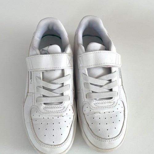 Puma white leather sneakers size 34 like new unisex kids
