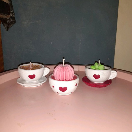 Soy candles in handmade ceramics, new with fragrances
