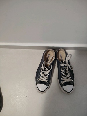 Αθλητικά παπούτσια Converse 37 μπλε σαν καινούργια