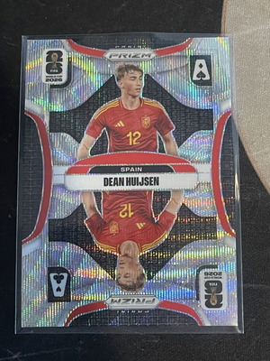 Dean Huijsen Panini Prizm card like new