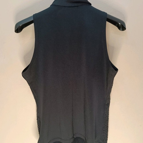 Black sleeveless top with strass and neck tie like new, size M