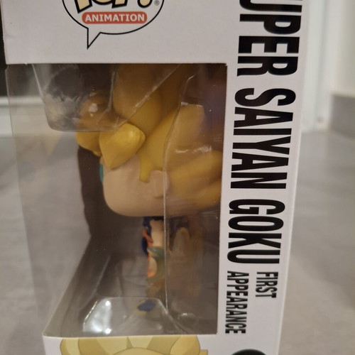 Funko POP! Dragon Ball Z Super Saiyan Goku First Appearance mint