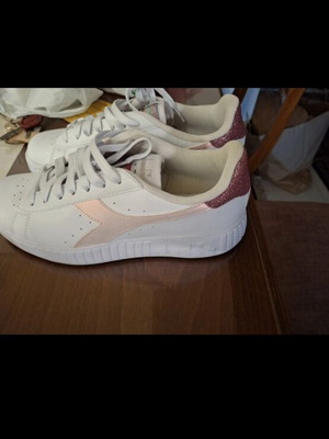 Diadora women's sneakers white with pink details new