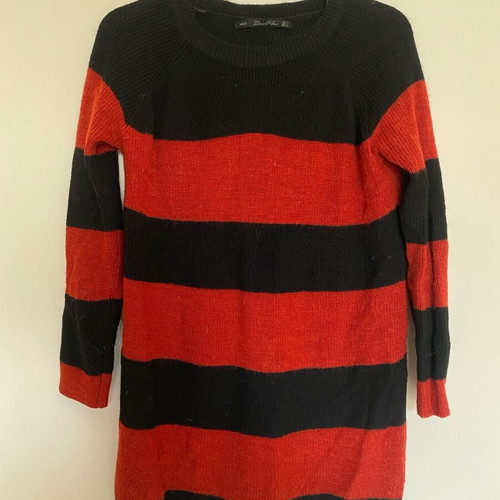 Zara women's sweater used, black and red, size S