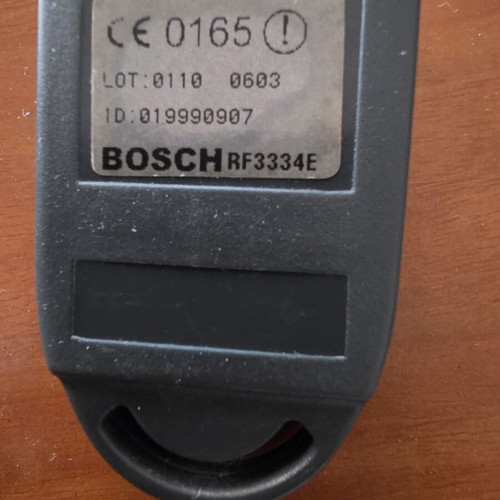 Bosch RF3334E car remote key